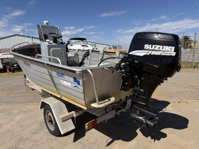Quintrex 420 Dory Wide Body Great little boat